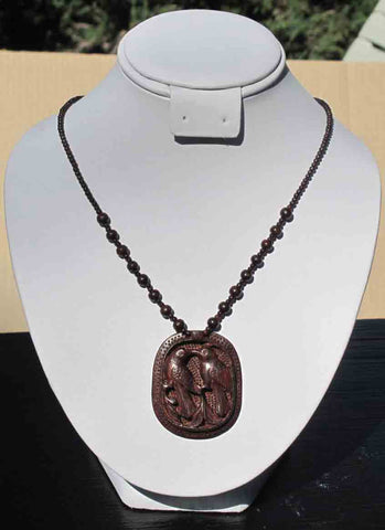 Loving Birds Red Sandal Necklace SN0027